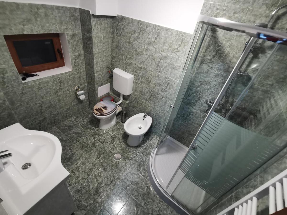 Vila Deal Săcele Dış mekan fotoğraf