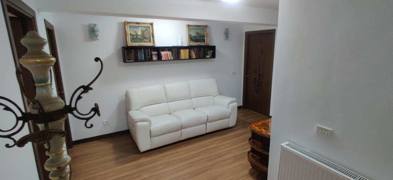Vila Deal Săcele Dış mekan fotoğraf