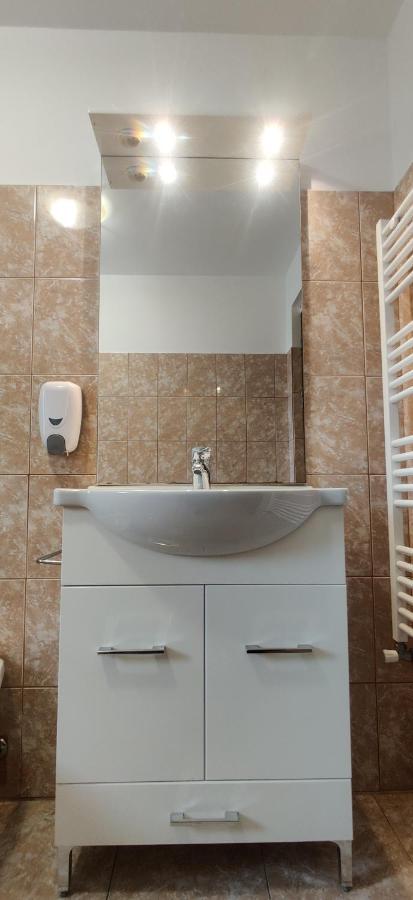 Vila Deal Săcele Dış mekan fotoğraf